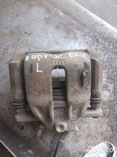 Вентилируемый суппорт левый LADA Largus