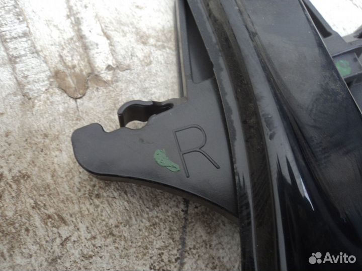 Стеклоподъемник передний правый Volkswagen Amarok