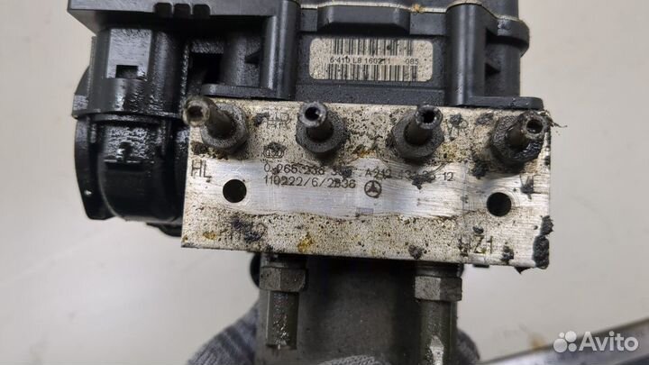 Блок абс, насос Mercedes E W212, 2011