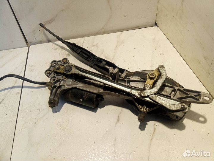 Трапеция стеклоочистителя Mercedes-Benz C-Класс