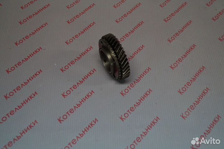 Nissan 32260-2J000 Шестерня третей передачи