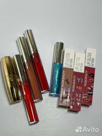 Помада / блеск для губ