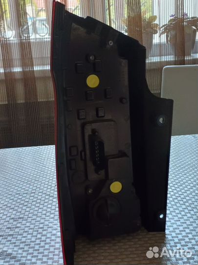 Фонарь задний правый mercedes v-class