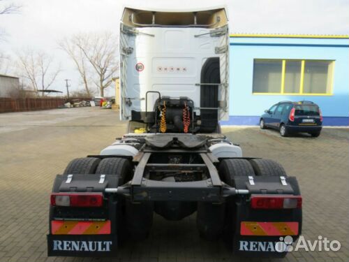 Renault Premium, 2011