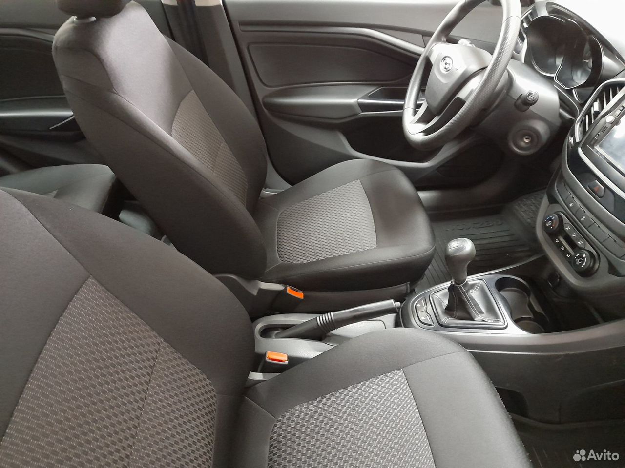 ВАЗ (LADA) Vesta 1.6 MT, 2018, 185 324 км