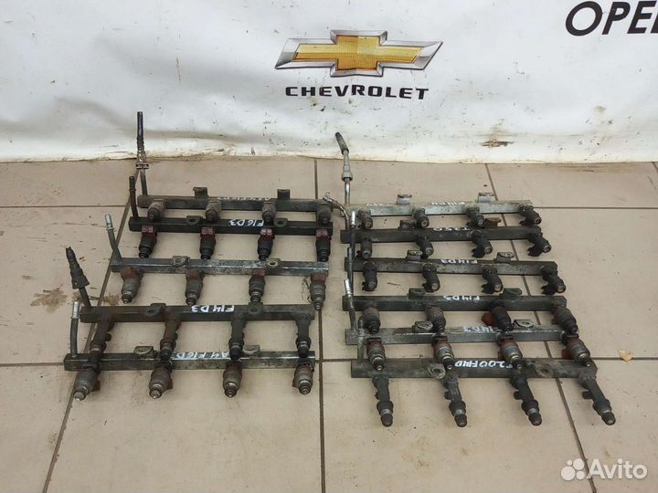 Топливная рампа Шевроле Авео Т200 Т250