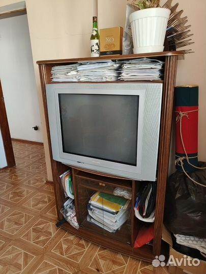 Тумба под телевизор