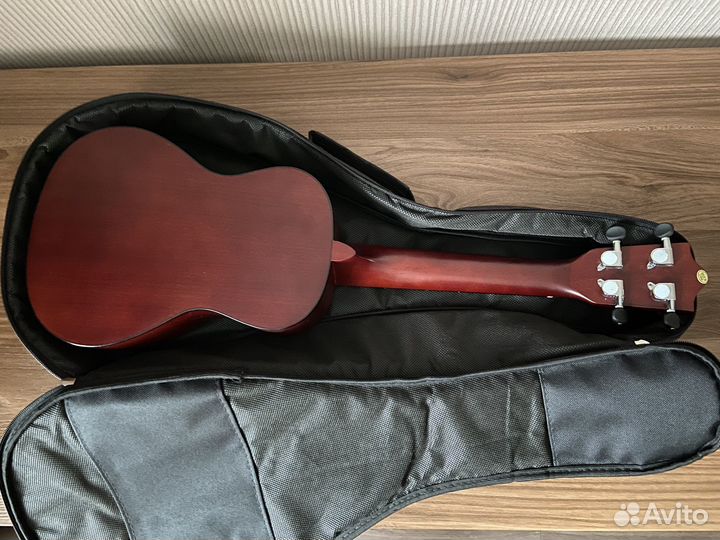 Укулеле Lanikai из ели, с чехлом