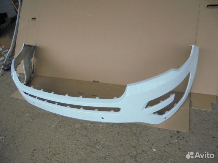 Бампер передний Ford Explorer 5