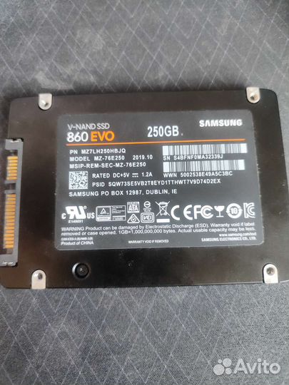 Жёсткий диск SSD Samsung 860 EVO 250Gb