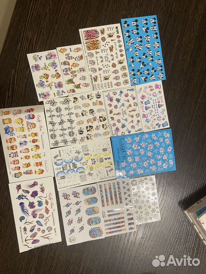 Наклейки для маникюра