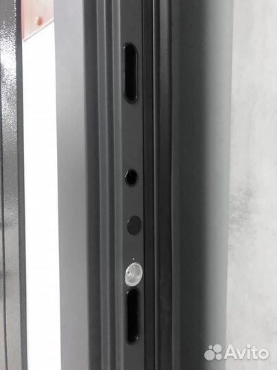 Дверь входная с терморазрывом