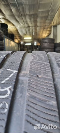 Star Performer SPTV Winter SUV 295/35 R21