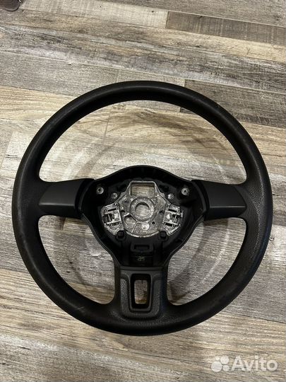 Руль на volkswagen polo sedan с подушкой