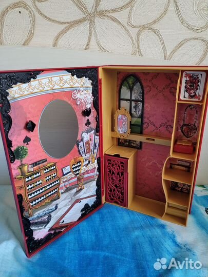 Дом эвер афтер хай Лиззи Хартс