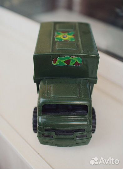 Детская машинка - военный грузовик