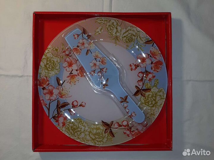 Новая тарелка для торта Цветочная с лопаткой