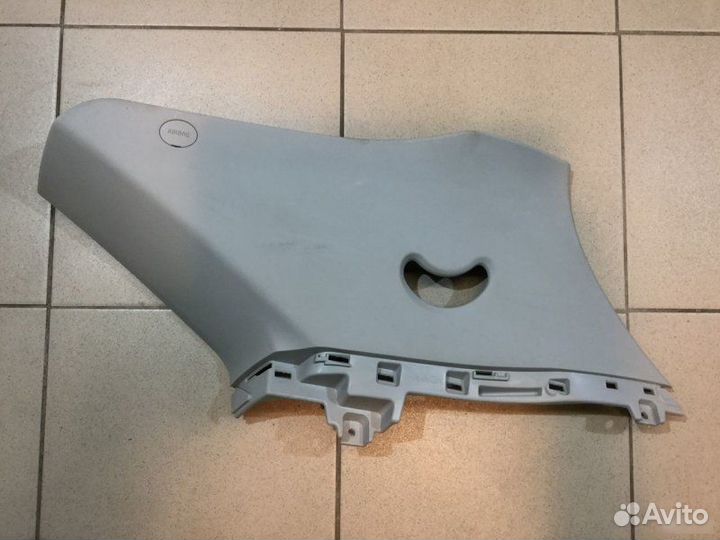 Обшивка стойки задней Kia Sorento 2015