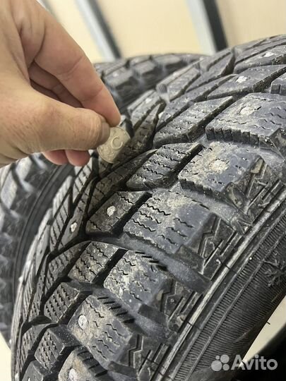 Dunlop SP Winter Ice 02 185/70 R14 92