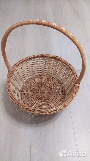 Корзина плетеная