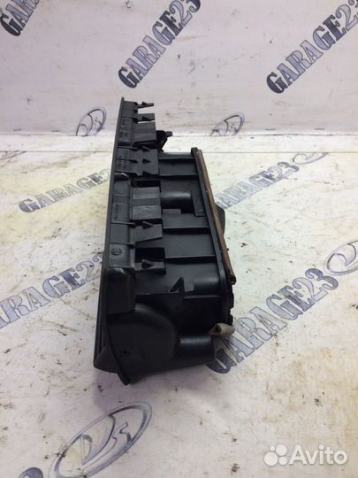 Дефлектор воздуховода Volkswagen Golf MK4