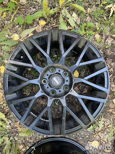 Диски 7jx17 5x114,3 et 42