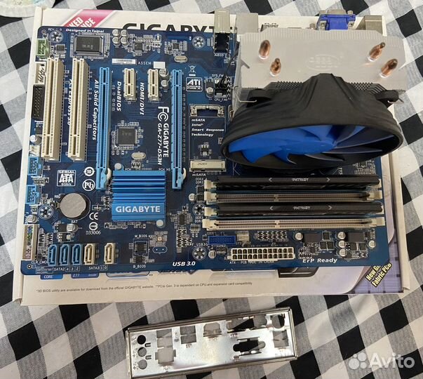 Материнская плата с процессором и памятью и ссд