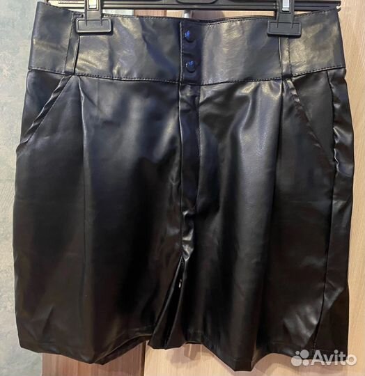 Шорты женские