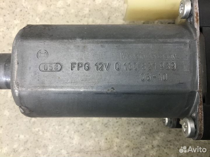 Моторчик стеклоподъемника Ford Fiesta 2001-2007