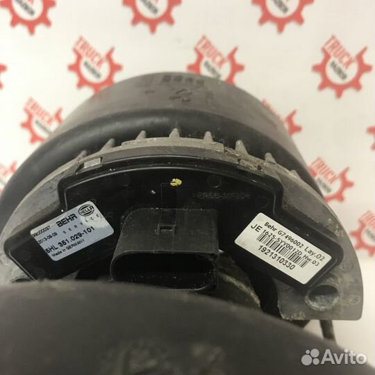 Моторчик печки на Volvo FH