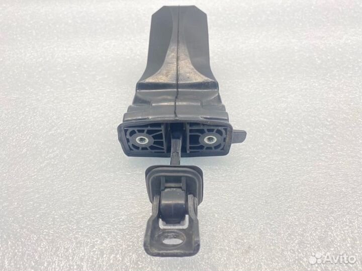 Ограничитель двери задний правый Volkswagen Polo