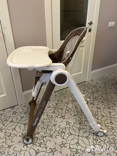 Стульчик для кормления happy baby berny basic