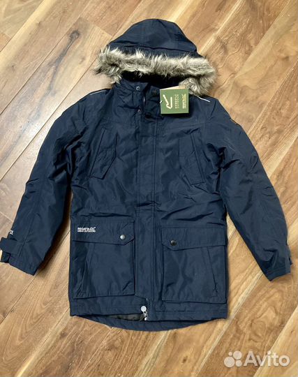 Куртка демисезонная для мальчика новая 140-146