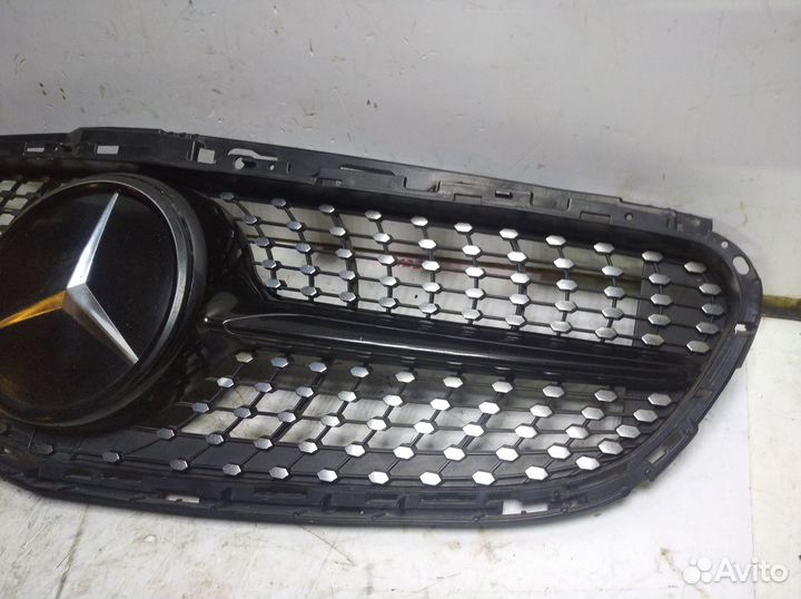 Решетка радиатора Mercedes W212 Diamond 2011-2015