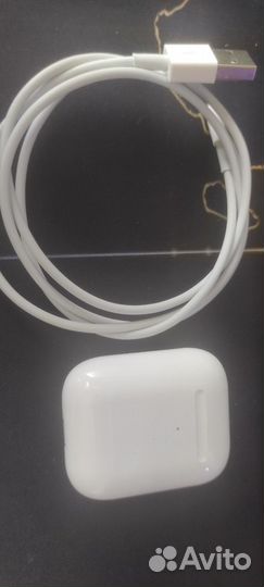 Apple airpods 2(реплика) -2шт цена за обе