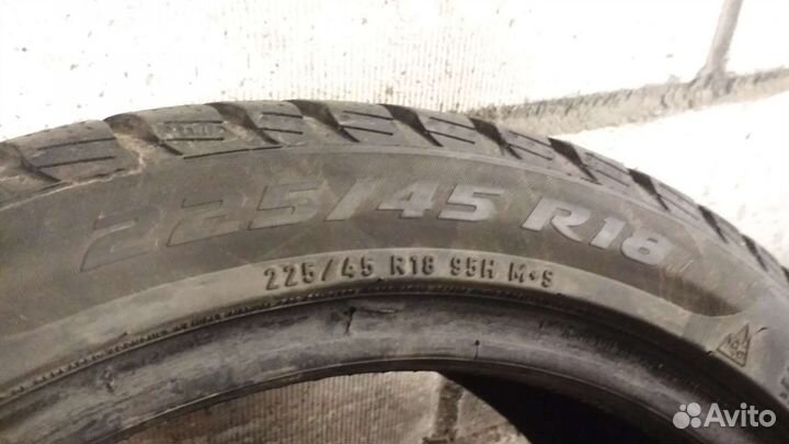 Pirelli Winter Sottozero 3 245/40 R18 97V