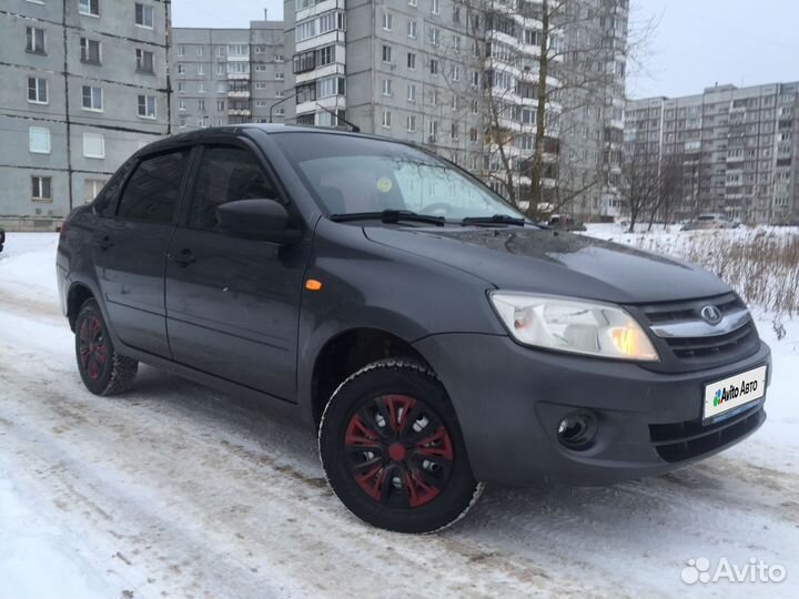 LADA Granta 1.6 МТ, 2015, 265 000 км