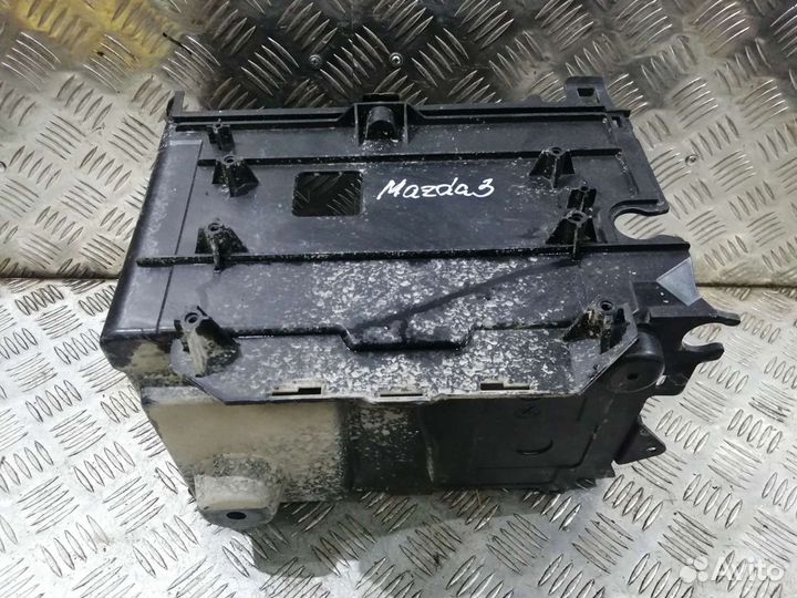 Площадка акб Мазда 3 бк 2002-2009