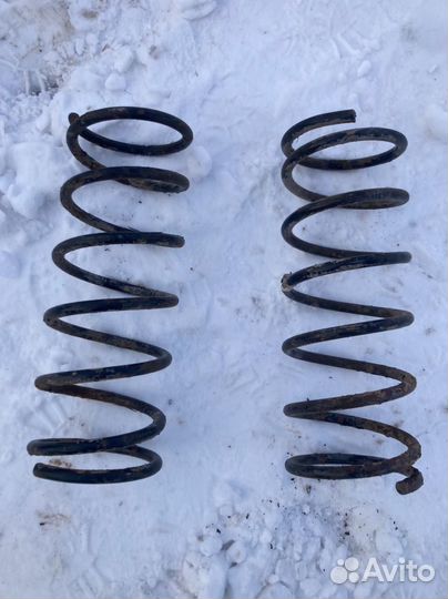 Пружины задние priora