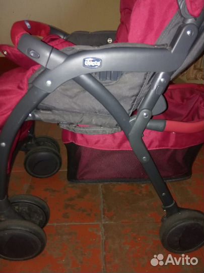 Прогулочная коляска