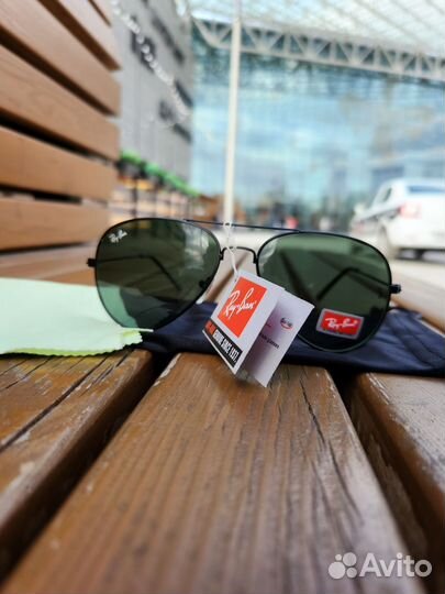 Солнцезащитные очки ray ban aviator