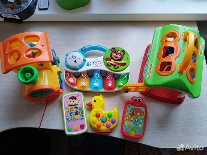 Развивающие игрушки пакетом