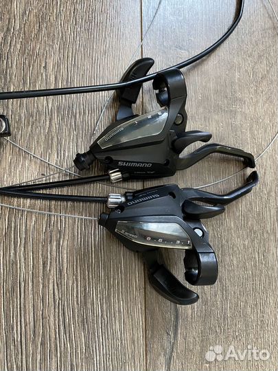 Переключатель скоростей на велосипед shimano