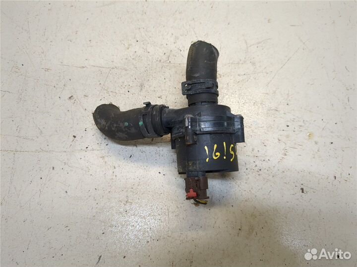 Насос водяной Chevrolet Malibu 2018, 2020