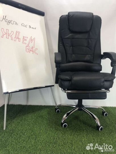 Компьютерное кресло руководителя новое