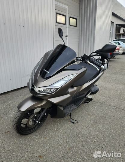 Макси-скутер Хонда рсх-160