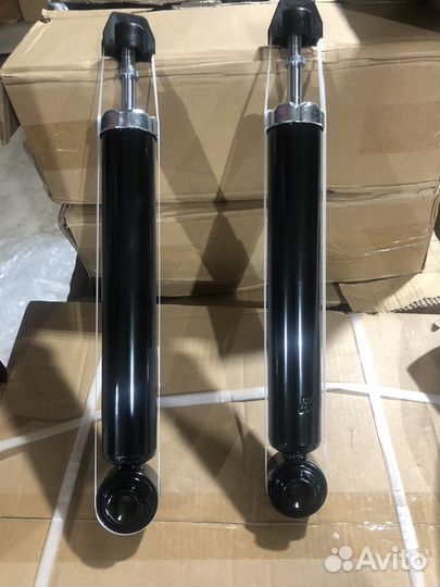 Задний амортизатор тойота Камри 70