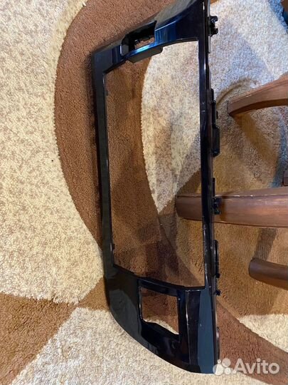 Рамка на штатную магнитолу toyota corolla 180