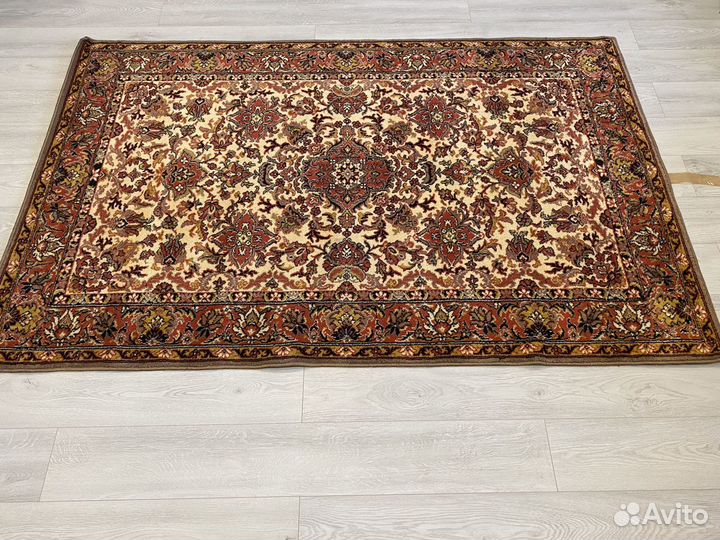 Ковер шерстяной 1,45х2,3м