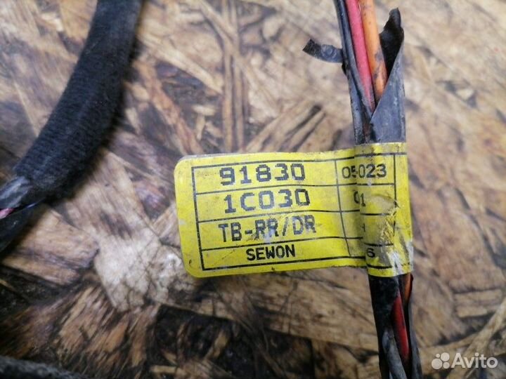 Проводка двери задняя правая Hyundai Getz TB G4EA